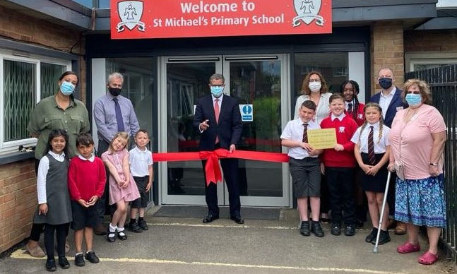 Alok Sharma officially opens St Michael’s Primary School renovation